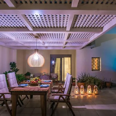 Yiasemi Luxury Malia